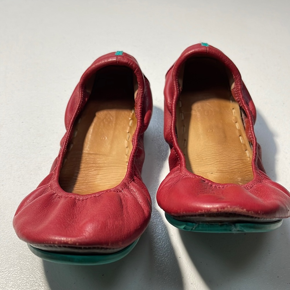 Tieks cardinal red